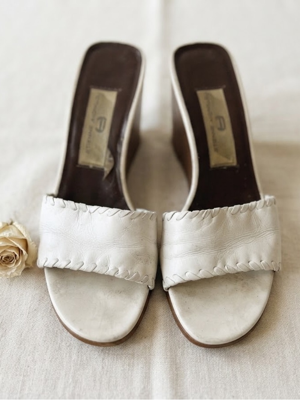 Vintage Etienne Aigner White Leather Woven-Strap Wedge Sandals Slides Size 7-7.5